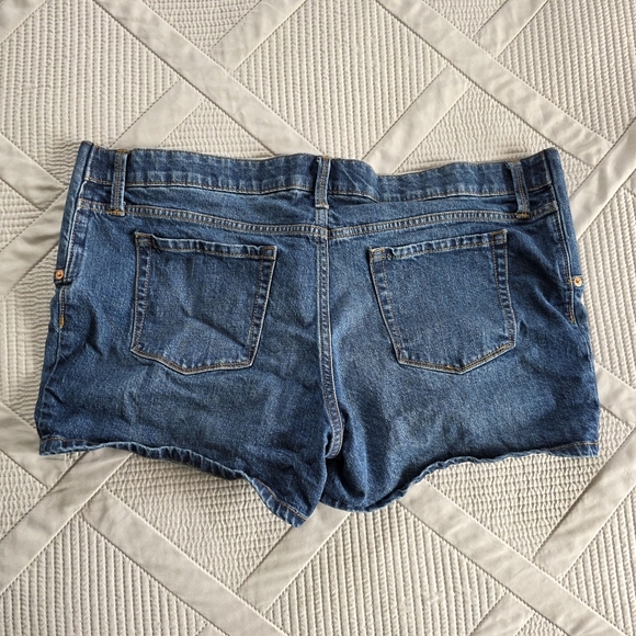 Isabel Maternity Side Panel Denim Shorts, Size 14 - Picture 6 of 6